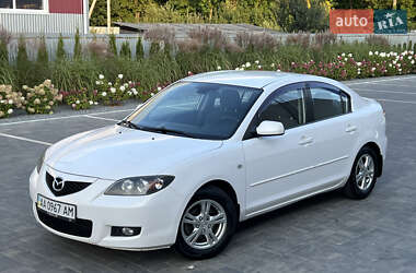 Седан Mazda 3 2008 в Луцке
