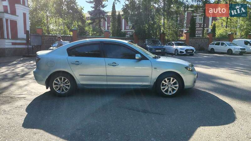 Седан Mazda 3 2007 в Киеве