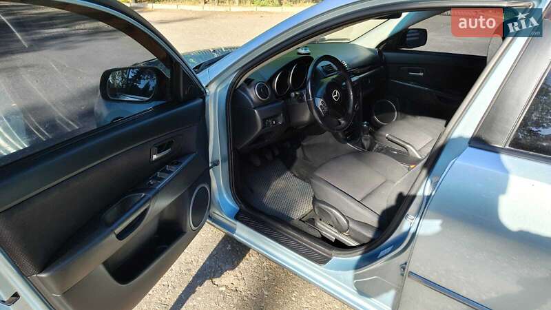 Седан Mazda 3 2007 в Киеве