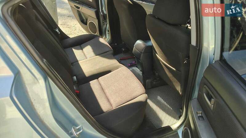 Седан Mazda 3 2007 в Киеве