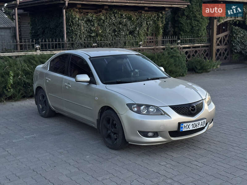 Седан Mazda 3 2005 в Летичіві