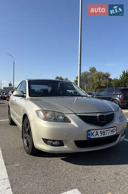 Седан Mazda 3 2004 в Киеве