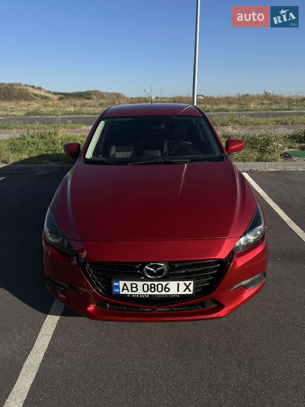Хэтчбек Mazda 3 2017 в Виннице