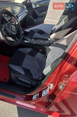 Хэтчбек Mazda 3 2017 в Виннице