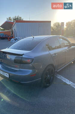 Седан Mazda 3 2004 в 