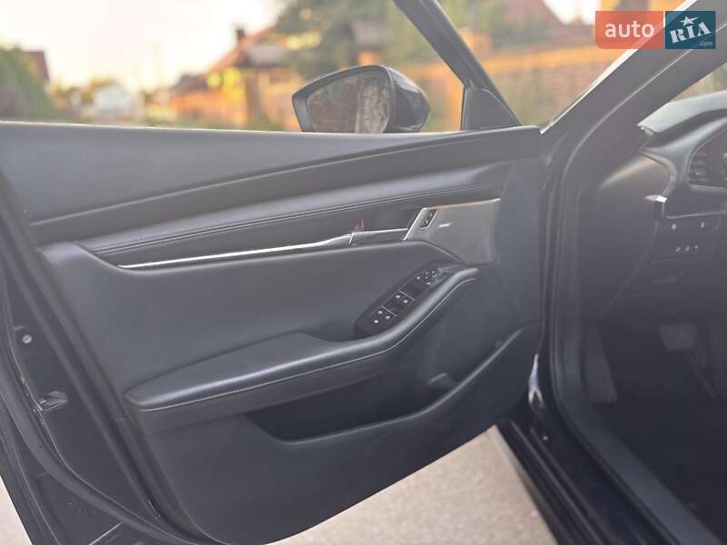 Хэтчбек Mazda 3 2020 в Житомире