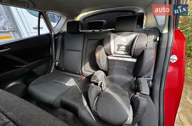 Хэтчбек Mazda 3 2011 в 