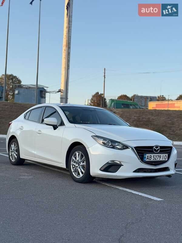 Седан Mazda 3 2013 в Виннице
