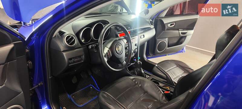 Хэтчбек Mazda 3 2007 в Киеве