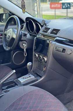 Седан Mazda 3 2007 в 