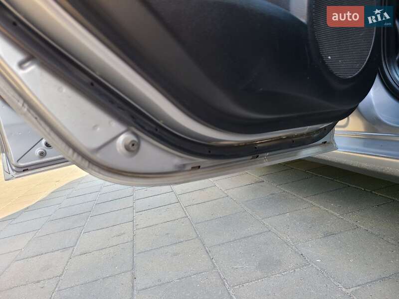 Седан Mazda 3 2010 в Горишних Плавнях