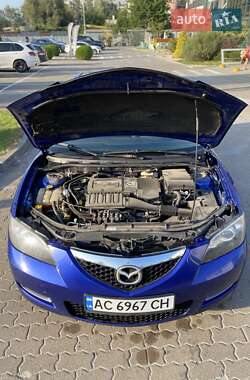 Седан Mazda 3 2008 в 