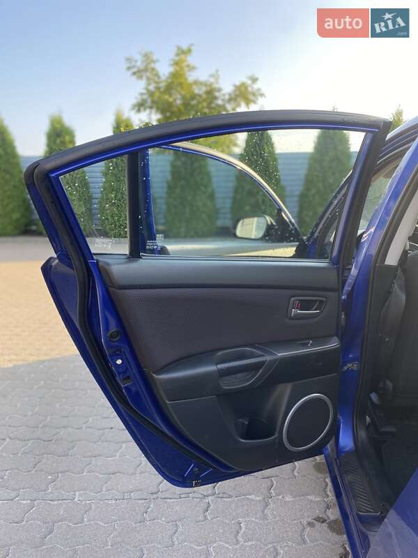 Седан Mazda 3 2008 в Львове
