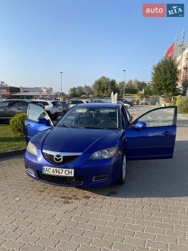 Седан Mazda 3 2008 в Львове