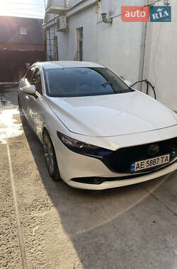 Седан Mazda 3 2018 в 