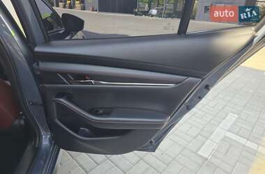 Седан Mazda 3 2023 в 