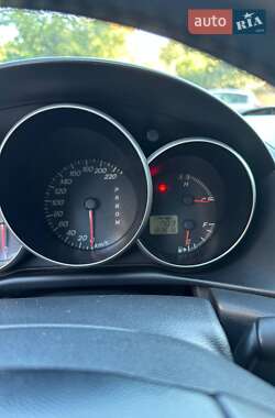 Седан Mazda 3 2005 в 