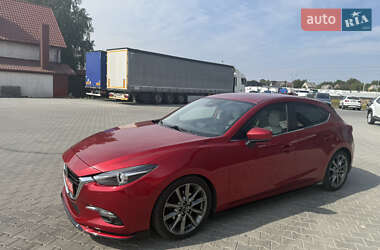 Хэтчбек Mazda 3 2017 в 