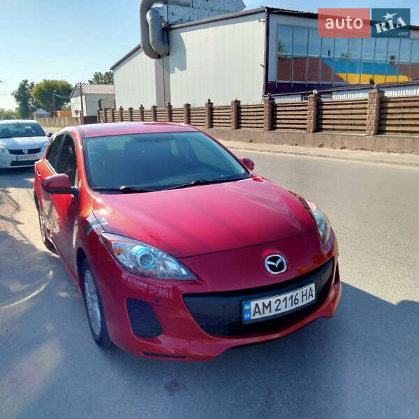Хэтчбек Mazda 3 2013 в Житомире