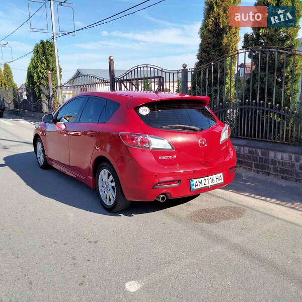 Хэтчбек Mazda 3 2013 в Житомире