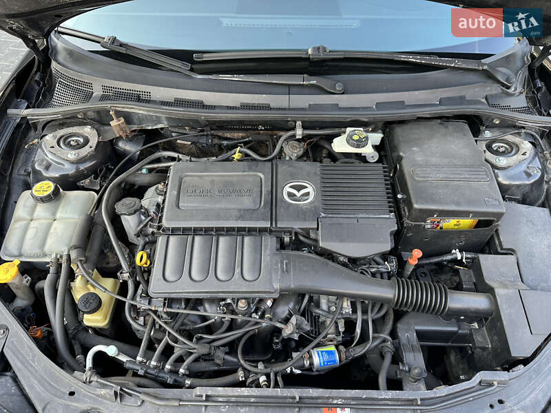 Седан Mazda 3 2009 в Днепре