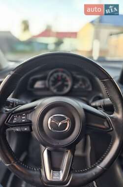 Седан Mazda 3 2017 в 