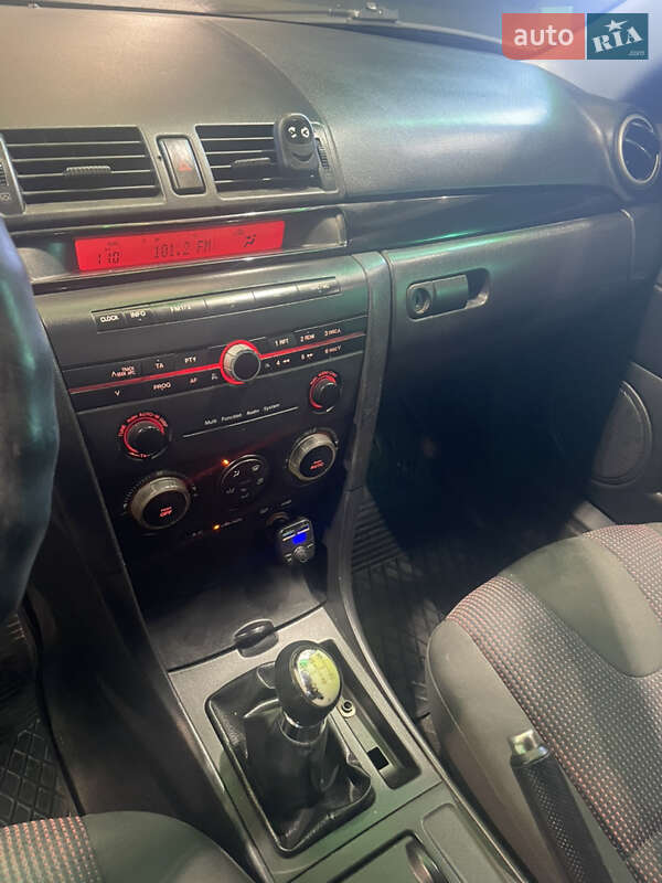 Хетчбек Mazda 3 2005 в Хмельницькому