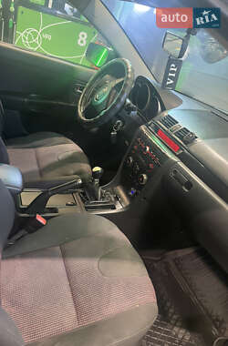Хэтчбек Mazda 3 2005 в 
