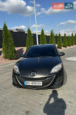 Хэтчбек Mazda 3 2011 в 