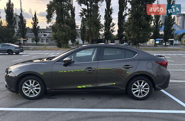 Седан Mazda 3 2013 в 