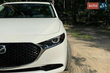 Седан Mazda 3 2021 в 