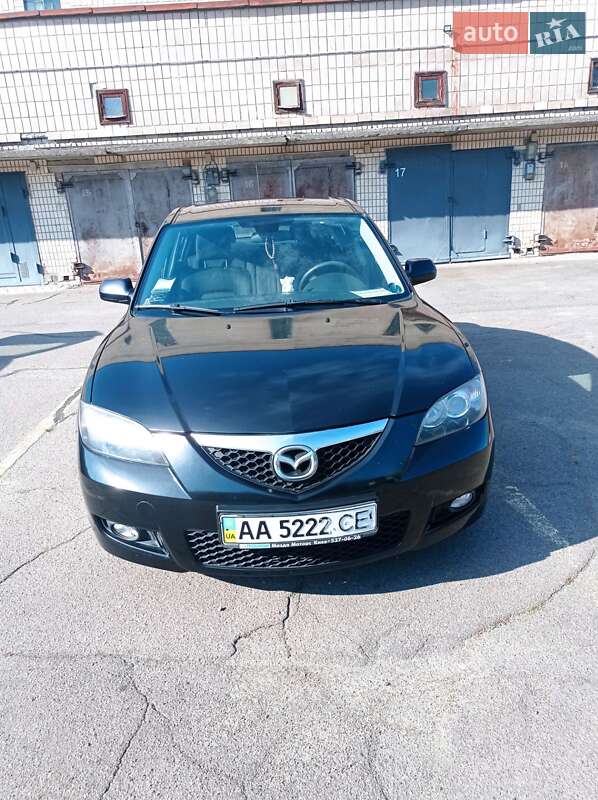 Седан Mazda 3 2007 в 