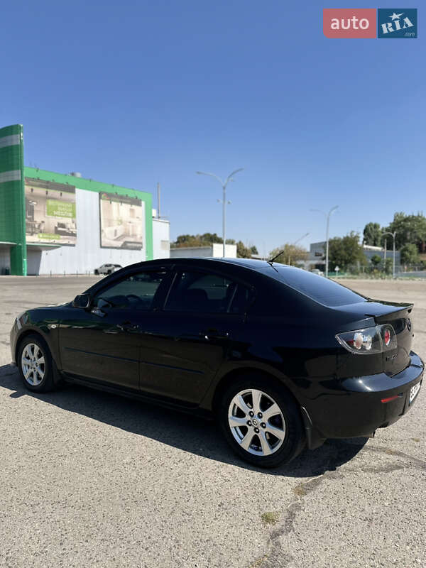 Седан Mazda 3 2007 в Миколаєві