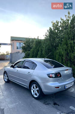 Седан Mazda 3 2005 в 