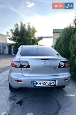 Седан Mazda 3 2005 в 