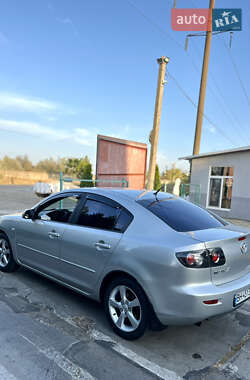 Седан Mazda 3 2005 в 