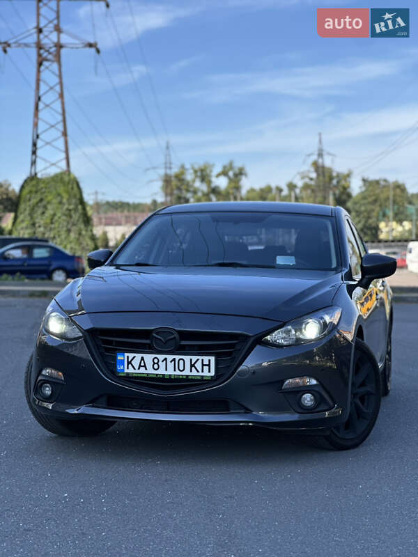 Хэтчбек Mazda 3 2014 в Киеве