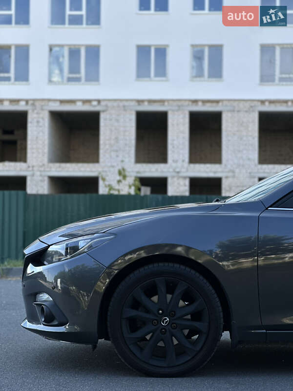 Хэтчбек Mazda 3 2014 в Киеве