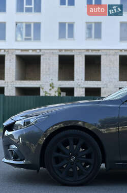 Хэтчбек Mazda 3 2014 в 