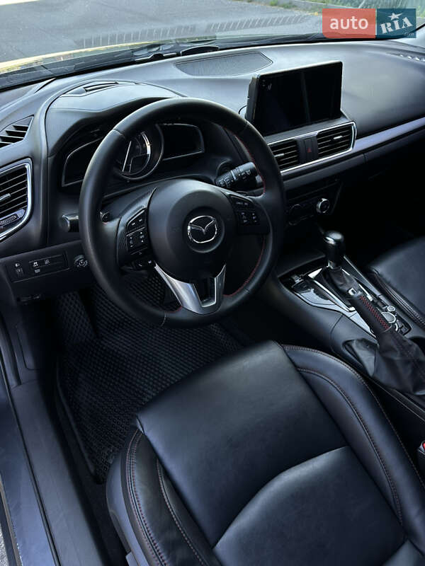 Хэтчбек Mazda 3 2014 в Киеве