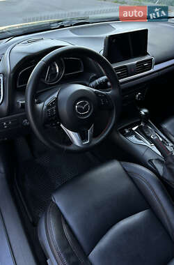 Хэтчбек Mazda 3 2014 в 