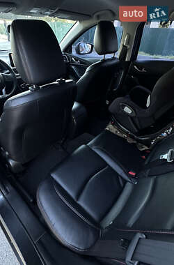 Хэтчбек Mazda 3 2014 в 