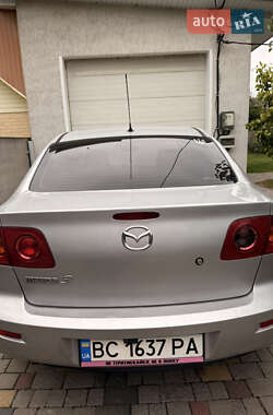 Седан Mazda 3 2005 в 