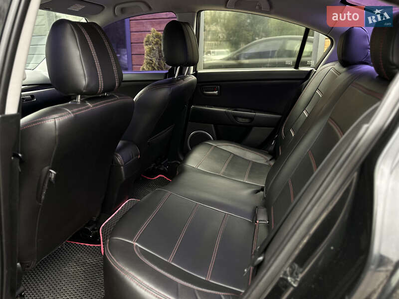 Седан Mazda 3 2008 в Шептицькому