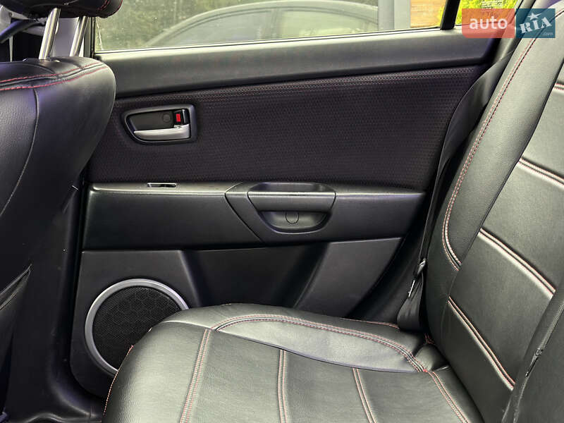 Седан Mazda 3 2008 в Шептицькому