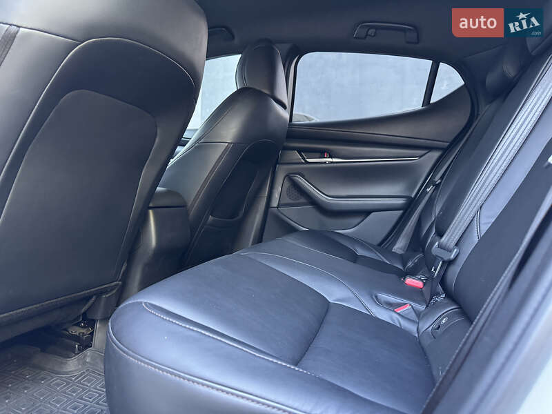 Хэтчбек Mazda 3 2019 в Запорожье