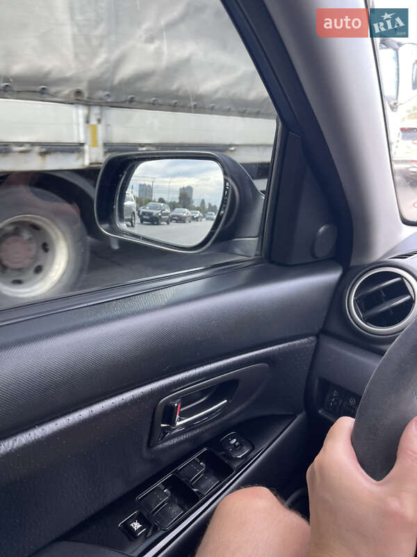 Хэтчбек Mazda 3 2003 в Киеве