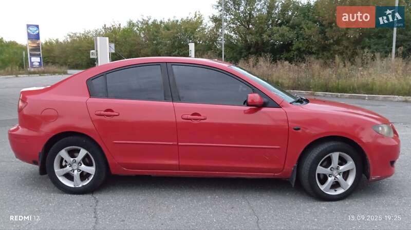 Седан Mazda 3 2005 в Изяславе