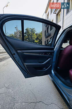 Седан Mazda 3 2022 в 