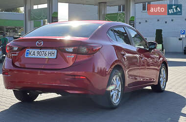 Седан Mazda 3 2014 в 
